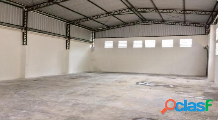 Galpão Comercial de 250 m² Jardim São Carlos Itapevi