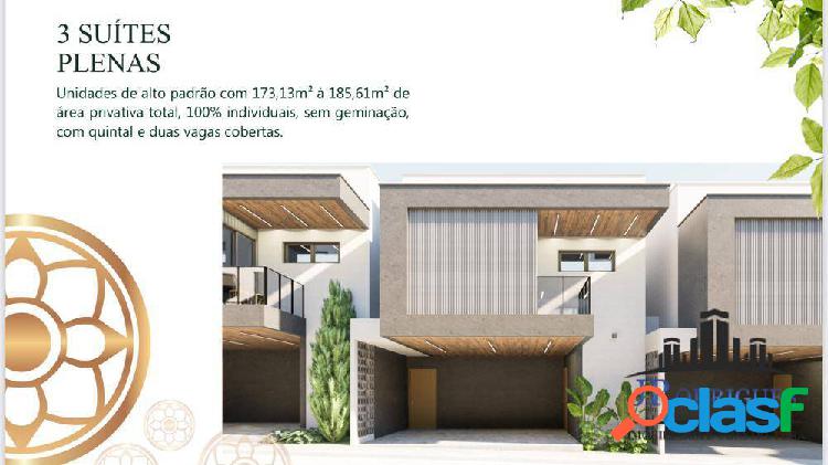 Sobrado em Condominio com 3 Suites - Setor Jao