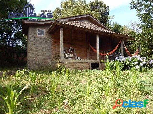 Sítio 1300m2 em Condomínio fechado