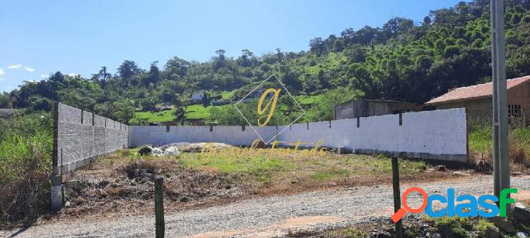 TERRENO MURADO LOCALIZADO MUNICÍPIO PALHOÇA - SC