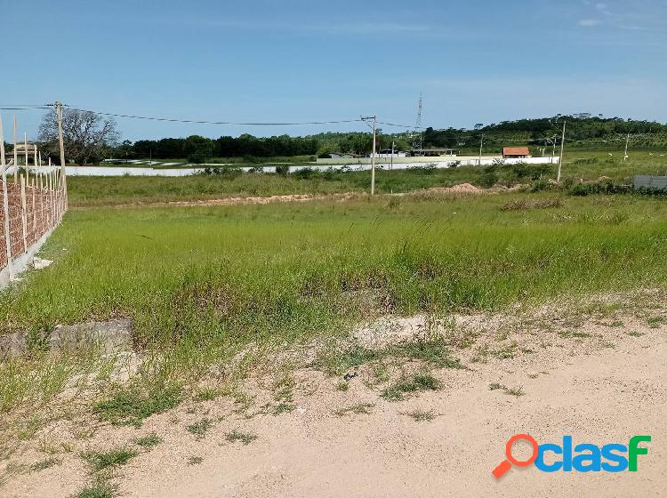 Terreno em Vila do Abraão, Saquarema com saída em 2 ruas