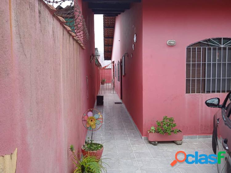VENDE-SE CASA NO CORÚMBA (ÓTIMA LOCALIZAÇÃO) |