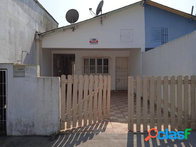 VENDE-SE CASA NO SAVOY (PRÓXIMO À PISTA) | ITANHAÉM-SP