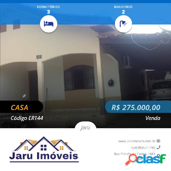 Vende -se casa grande com 3 quartos, setor 06