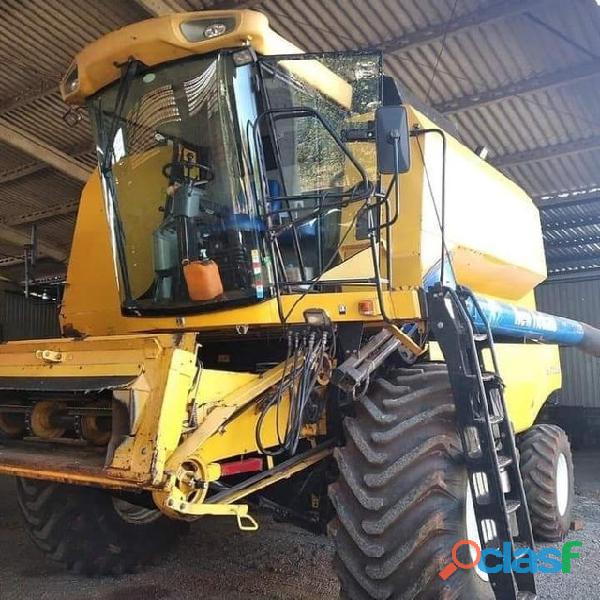 colheitadeira New Holland Tc 5090.