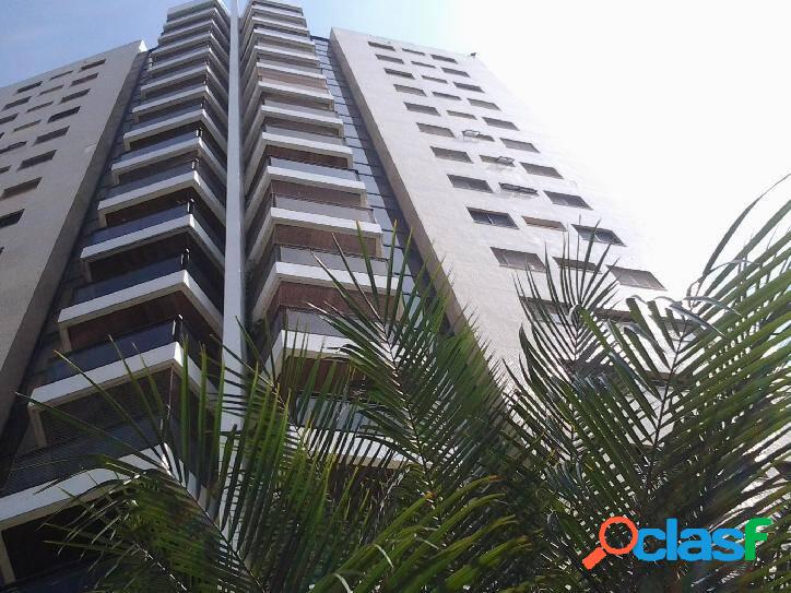 APARTAMENTO 108 M² ANDAR ALTO (OPORTUNIDADE) JD.AQUARIUS