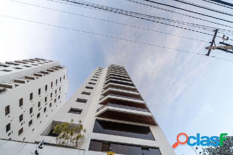 Apartamento com 4 quartos, 224m², à venda em São Paulo,