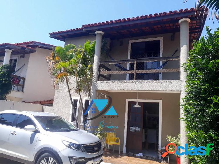 Vendo Casa Duplex, 3/4 sendo 1 suíte com