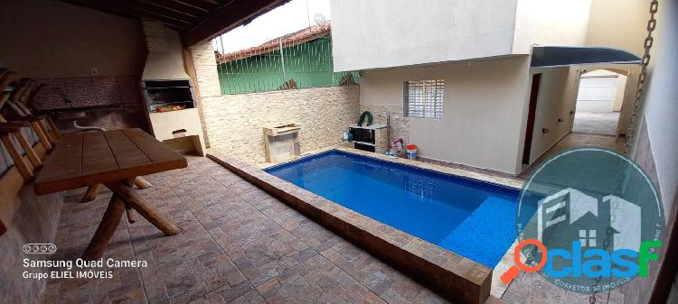 Lindo sobrado com piscina