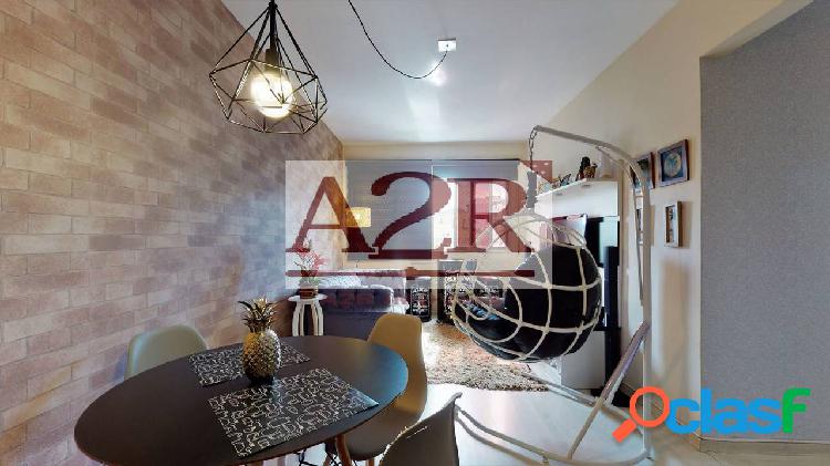 Apartamento com 2 dormitórios à venda, 65 m² por R$