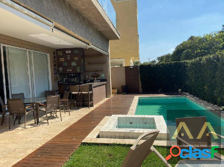 EXCELENTE OPORTUNIDADE, CASA CLEAN 5 SUÍTES COMPLETAS,