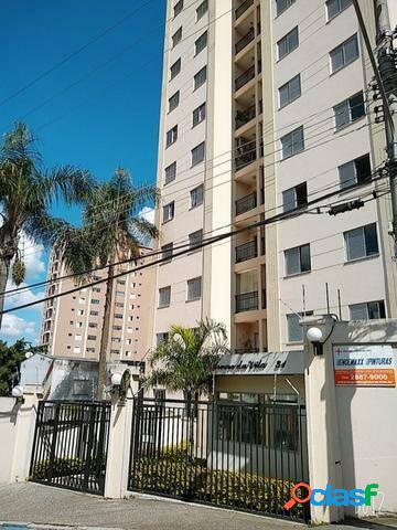 Apartamento com 2 dorm. para alugar, 50 m² por R$