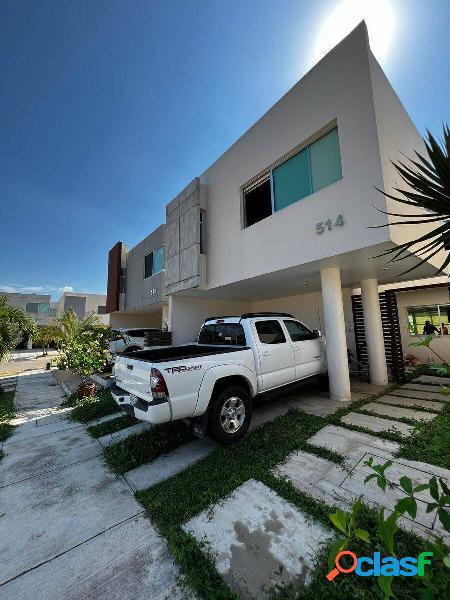 CASA EN COTO DIAMANTE 3 HABITACIONES Y COCHERA 2 AUTOS