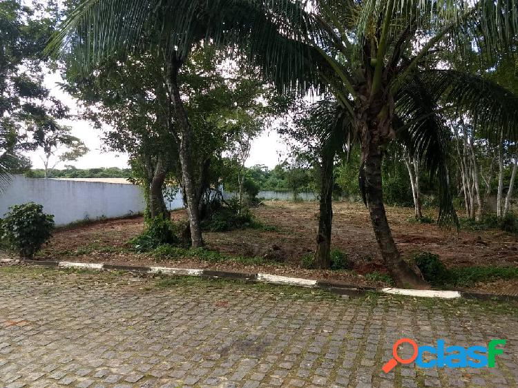 Excelente terreno plano com 4.500m² em condomínio Lauro de