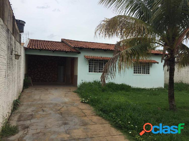 CASA COM TERRENO DE 450M2 NA VILA ALZIRA AO LADO DO CELINAS