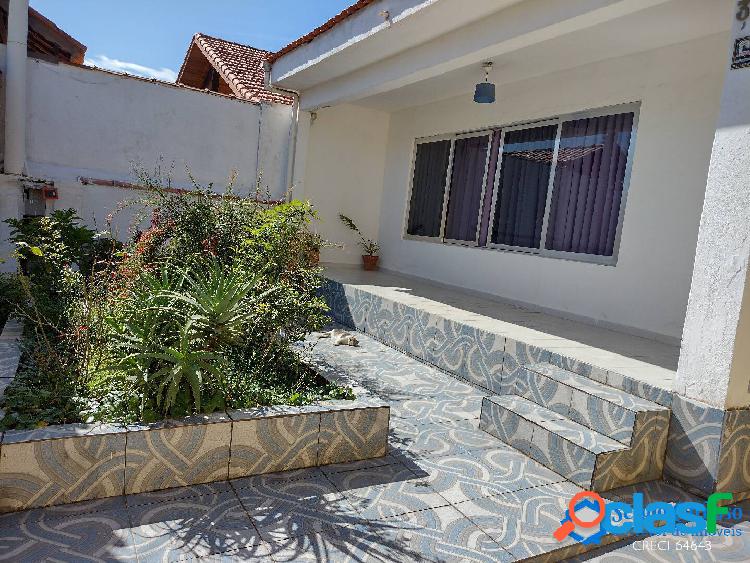 CASA APENAS 350M MAR - EDÍCULA - JARDIM - QUINTAL -