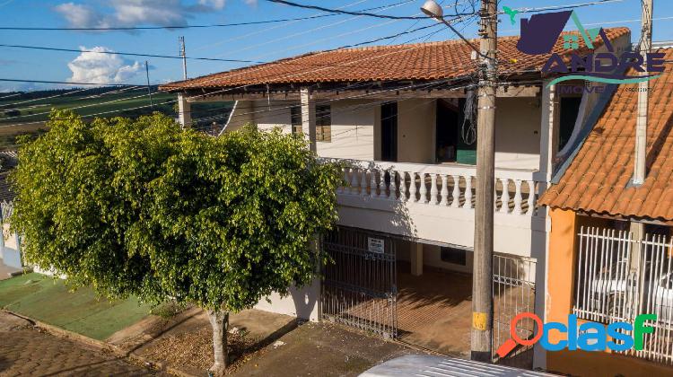 Casa, 212,28m², 2 dormitórios, no Centro, Sarutaia/SP.