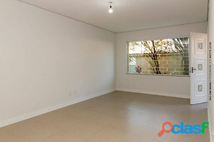 Casa 4 Dormitórios- 3 Suites- Reformada - Vazia-