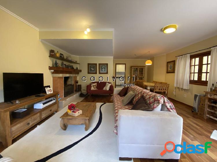 Casa a venda em condomínio 4 dormitórios - Excelente