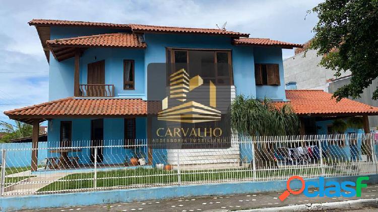 Ampla casa na com 3 dormitórios na Praia de Canasvieiras