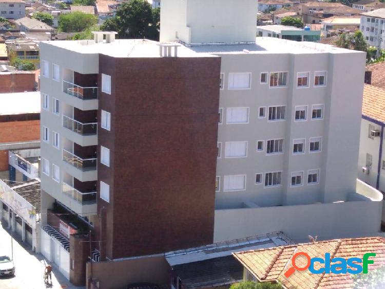 Apartamento novo de 3 dormitórios no Centro em São Vicente