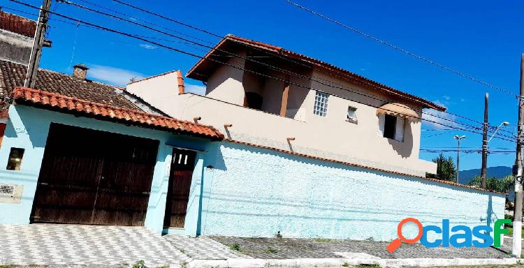 Casa grande com 2 dormitórios na Vila Caiçara - Ótima