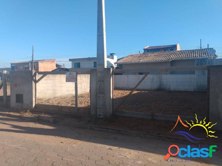 Bela Oportunidade de um Terreno em Rua muito bem localizada