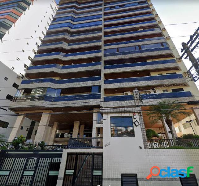 Amplo apartamento de 3 dormitórios no bairro Canto do Forte