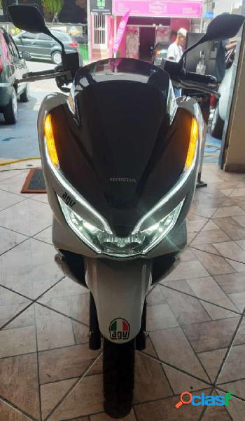 HONDA PCX 150DLX BRANCO 2020 150CC GASOLINA