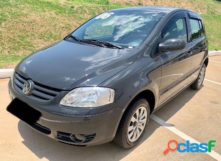 VOLKSWAGEN FOX CITY 1.0 MI 1.0MI TOTAL FLEX 8V 5P CINZA 2006