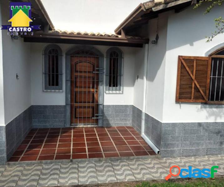 Belíssima casa em Serramar