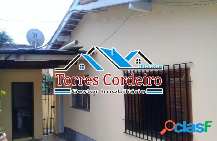 Casa com 2 dorm. (NÃO TEM VAGA DE GARAGEM) - Cidade dos