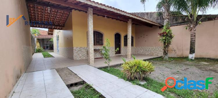 Casa em Itanhaém, excelente localização a 500m do mar -