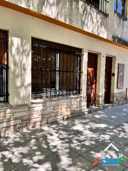 DEPARTAMENTO VENTA-PERMUTA EN PLANTA BAJA AL FRENTE CON