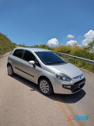 Carro Fiat Punto 2014