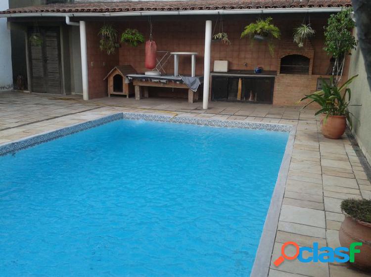 Casa com 4 Quartos - Itaipú - Casa a Venda no bairro