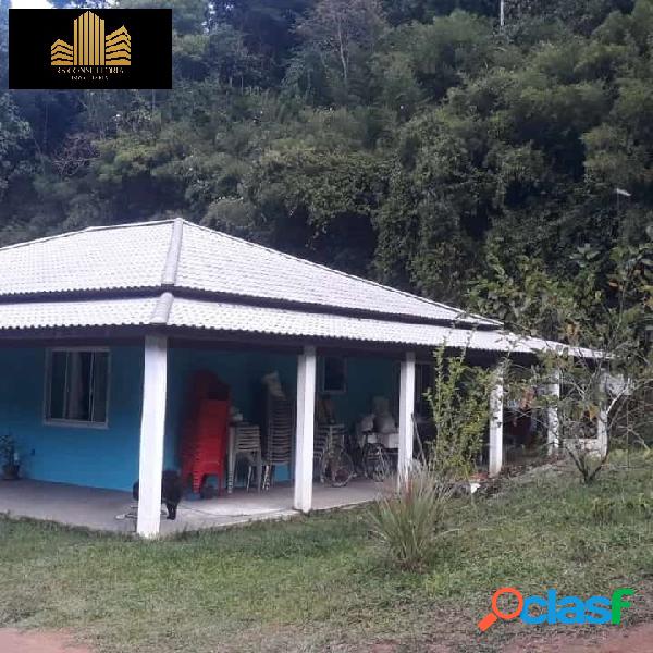 Casa com 4 quartos à venda, 900 m²