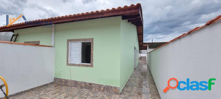 Casa com piscina - Jardim Regina lado praia Itanhaém- SP