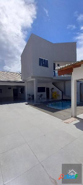 Casa com piscina para venda