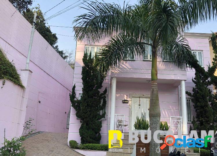 LINDA CASA PARA VENDA NO CONDOMÍNIO MONTE ALEGRE