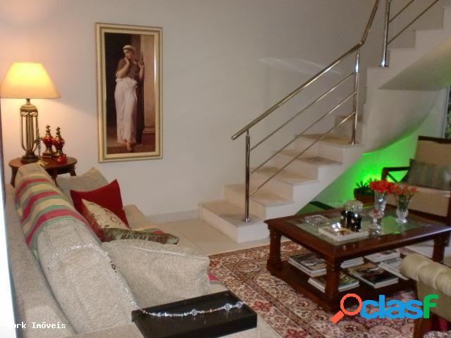 LINDA RESIDENCIA NO PARK DAMHA 2 - Casa Alto Padrão a Venda