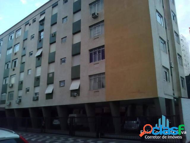 Vende-se apartamento na Ponta da Praia