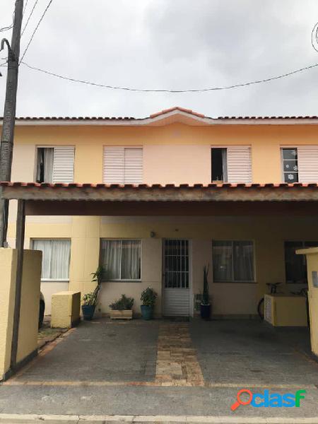 Sobrado com 3 dormitórios à venda, 80 m² por R$ 400.000 -