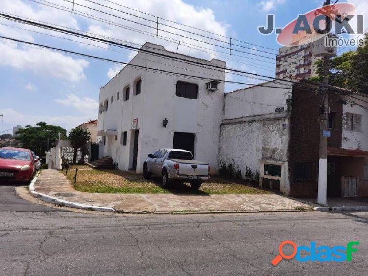 Sobrado para aluguel e venda possui 193 m² com 4 quartos