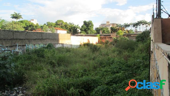 TERRENO COMERCIAL EN LA URB. CARABOBO-LA VIÑA (650 MTS2)