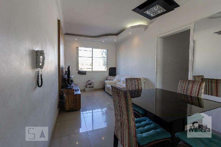 Apartamento, Santa Mônica, 2 Quartos, 1 Vaga, 0 Suíte