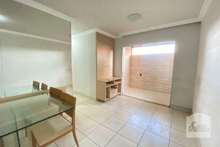 Apartamento, Santa Mônica, 3 Quartos, 1 Vaga, 0 Suíte