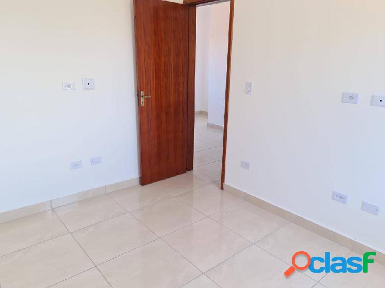 CASA EM CONDOMÍNIO