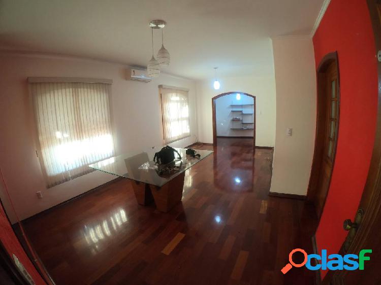 Casa 03 dormitórios com suíte- Vila Jardini