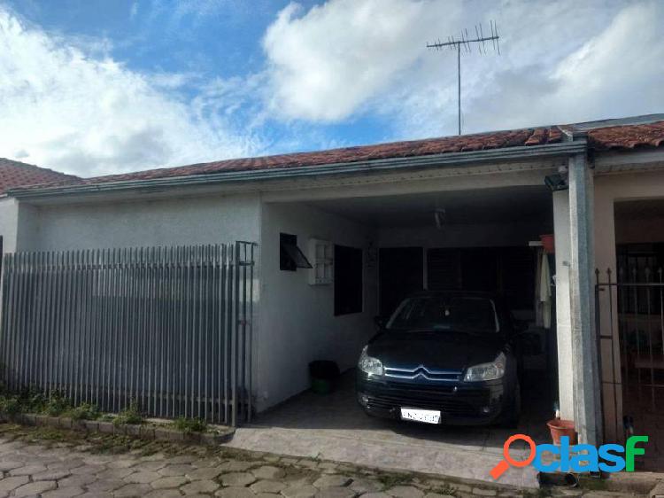 Casa em Condomínio Fechado no Uberaba - Próximo a Salgado